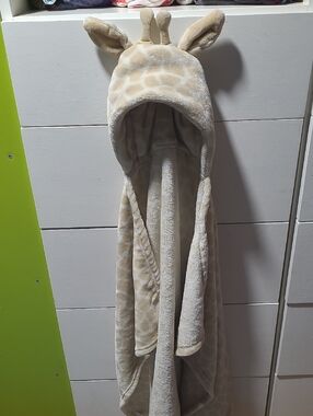 Super Soft Hooded Giraffe Blanket